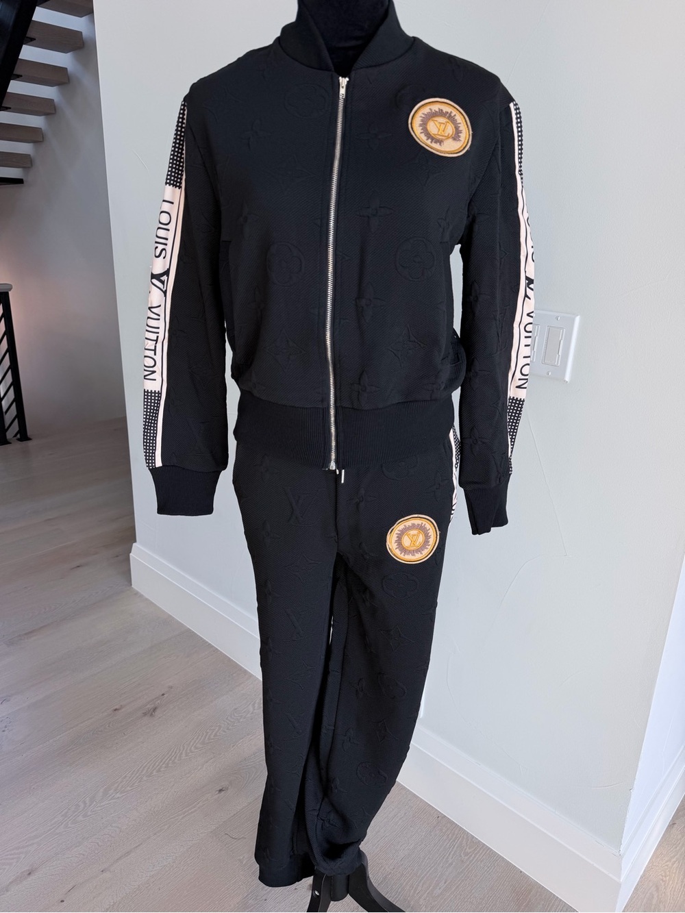 Black Track Pants & Jacket Matching Set Tracksuit size L